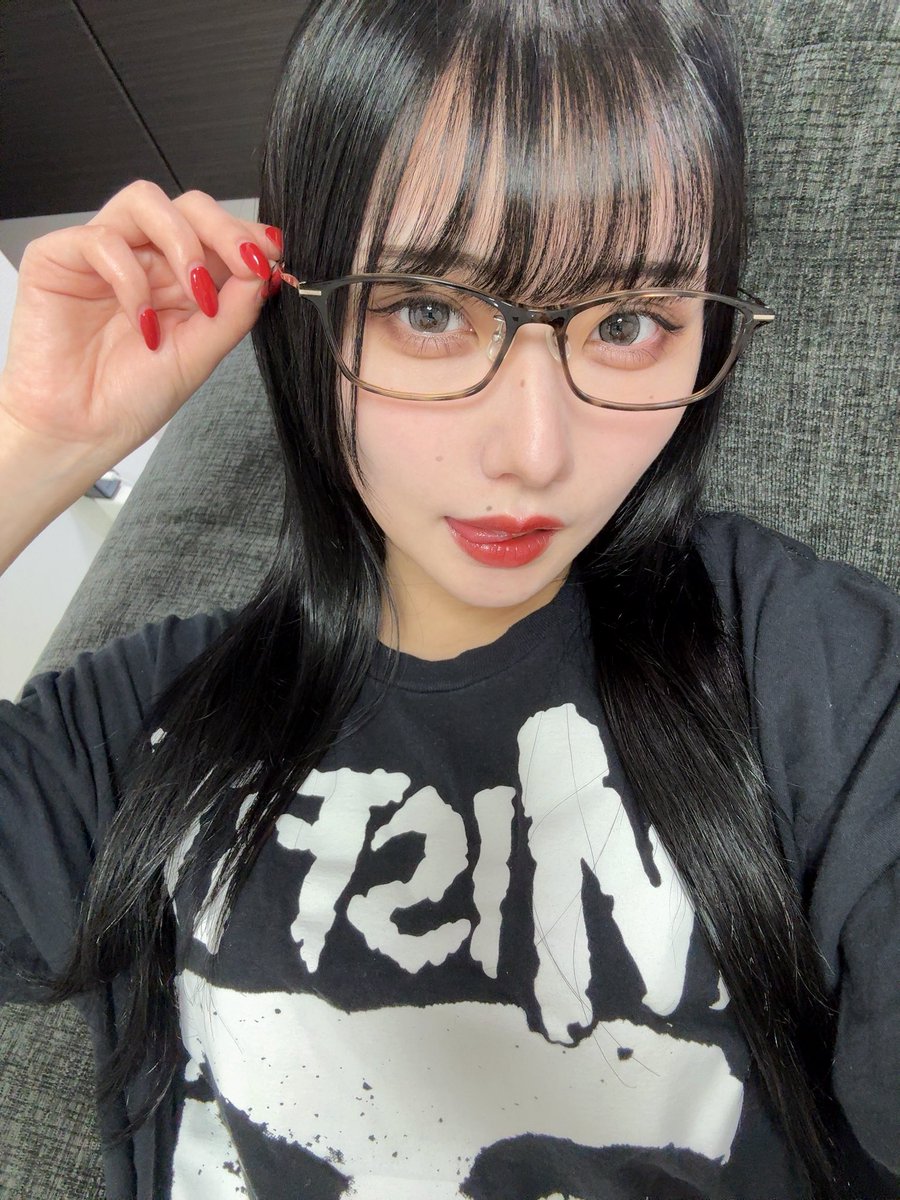 れい様（唐仁原伶） tweet media