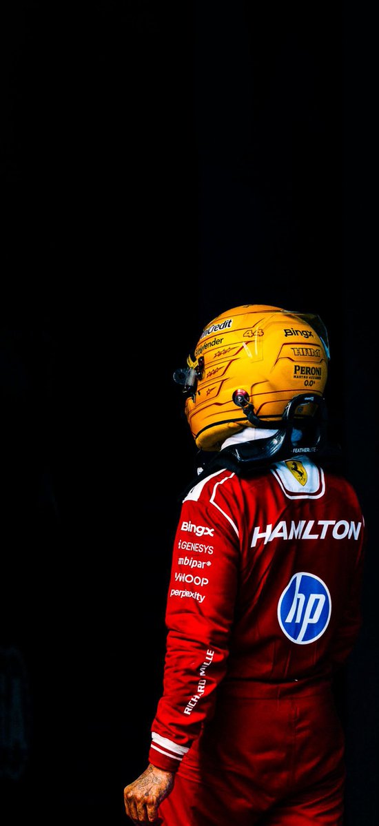 WallpaperF1st tweet media