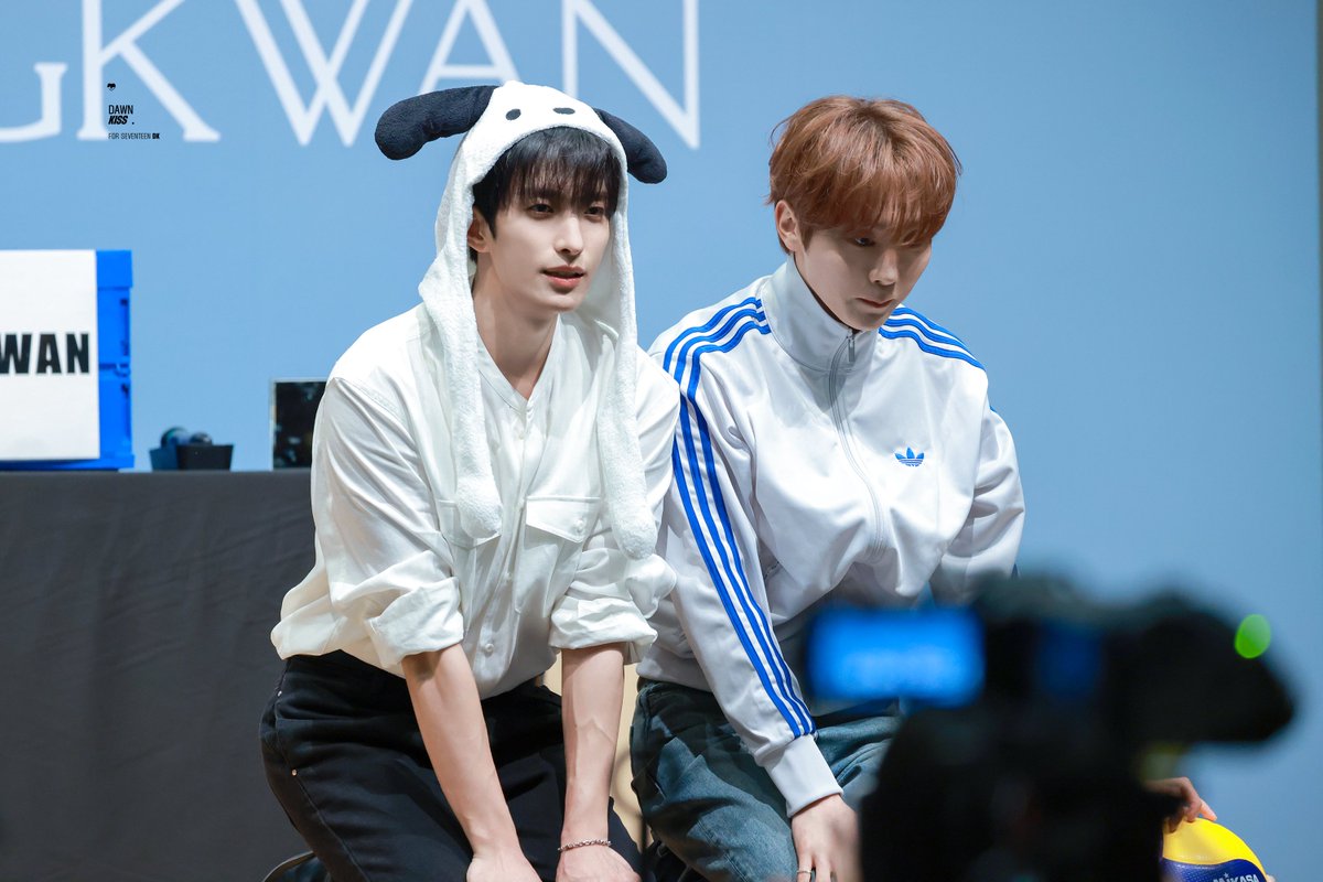 DawnKiss97218's tweet image. 260427「Serenade」発売記念プレミアム全員サイン会 HD

ㅋㅋㅋㅋㅋㅋㅋㅋㅋ

#SEVENTEEN #DK
#도겸 #이석민 #ドギョム
@pledis_17