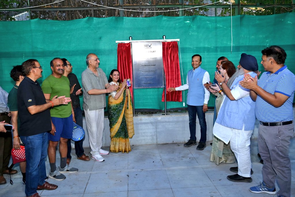 MPNaveenJindal's tweet photo. Delighted to inaugurate a Padel Court and Pickleball Court at New Moti Bagh Club, New Delhi established by Naveen Jindal Foundation.  

Tried my hand at the game too. These are exciting, fast growing sports that bring people together and promote fitness across all age groups. Happy to see the residents of New Moti Bagh embrace them with such enthusiasm.