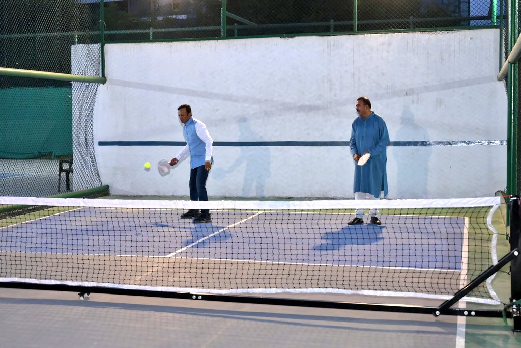 MPNaveenJindal's tweet photo. Delighted to inaugurate a Padel Court and Pickleball Court at New Moti Bagh Club, New Delhi established by Naveen Jindal Foundation.  

Tried my hand at the game too. These are exciting, fast growing sports that bring people together and promote fitness across all age groups. Happy to see the residents of New Moti Bagh embrace them with such enthusiasm.
