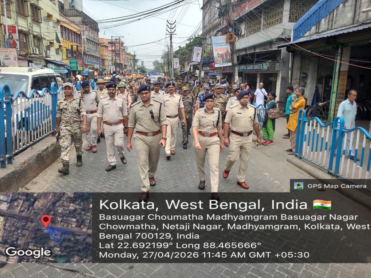 BarasatPolice's tweet image. The Superintendent of Police, Barasat PD, along with the Addl. SP (Zonal), SDPO Barasat, and the IC of Madhyamgram PS, reviewed security arrangements, incorporating CBM measures to ensure a peaceful and secure electoral environment.

#BarasatPoliceDistrict #StayConnected