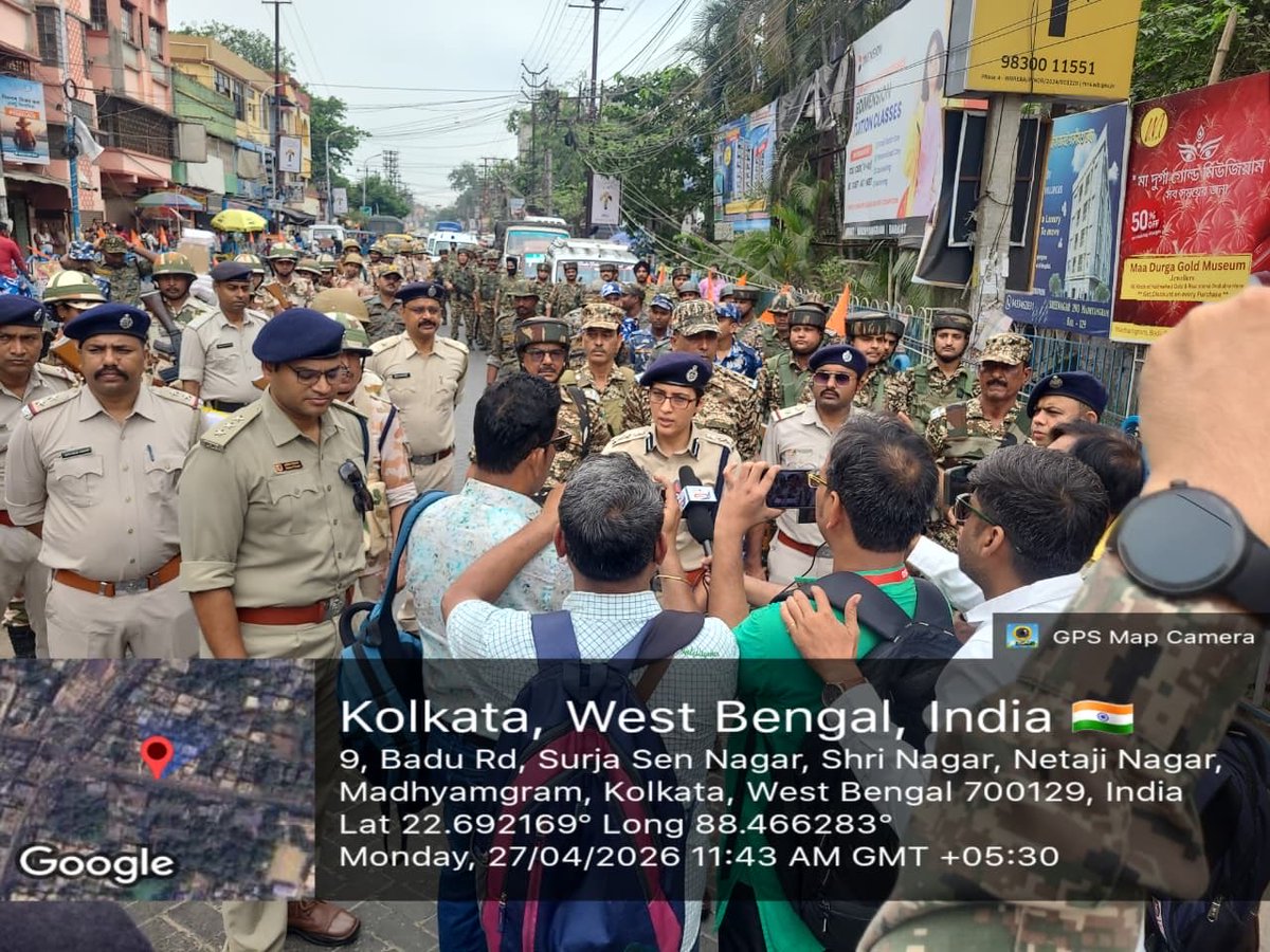 BarasatPolice's tweet image. The Superintendent of Police, Barasat PD, along with the Addl. SP (Zonal), SDPO Barasat, and the IC of Madhyamgram PS, reviewed security arrangements, incorporating CBM measures to ensure a peaceful and secure electoral environment.

#BarasatPoliceDistrict #StayConnected