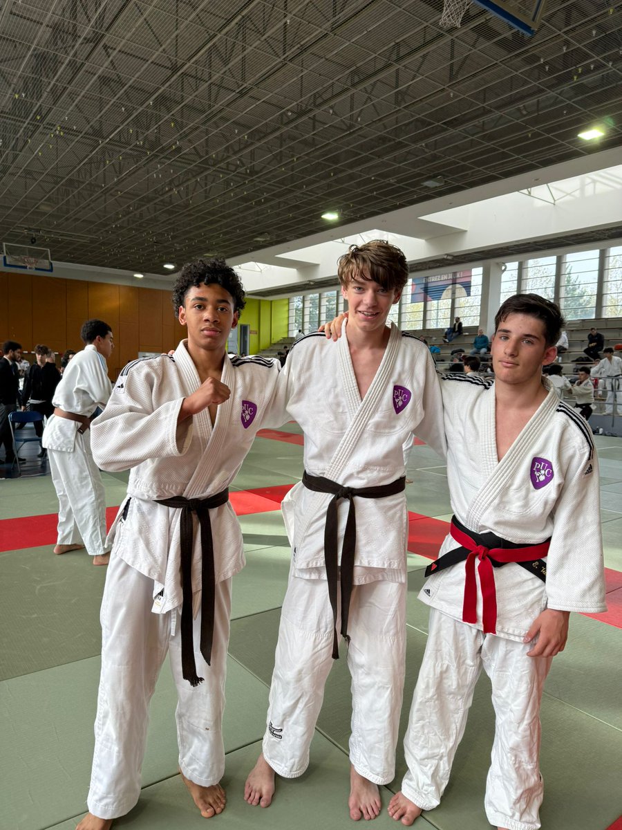 PucJudo's tweet photo. Très belle performance de nos athlètes au Championnat de Paris 2D
Ilyan, Annabelle et Chloé décrochent leur qualification pour le PUC à l’issue d’une compétition réussie.
Une étape importante franchie pour eux, que nous aurons le plaisir de retrouver au Championnat de France https://t.co/9AnJZSRqzW