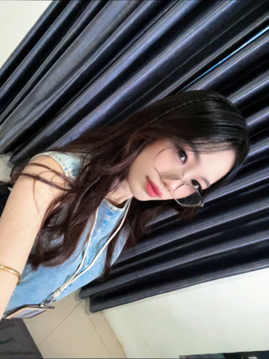 blair dê lune 𐙚 tweet media