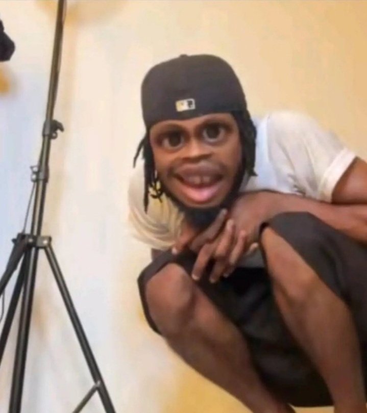 André👑 tweet media