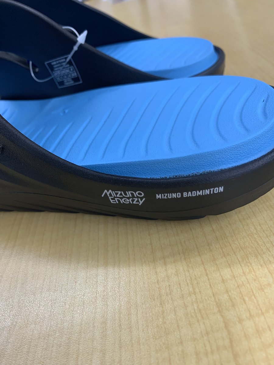 munesuesports's tweet photo. ミズノ BDSS 限定商品✨
MIZUNO ENERZY SLIDE
サンダル入荷いたしました🫶🏻️ ̖́-
ぜひ店頭でご覧下さい✌️✌️
#ムネスエスポーツ #ムネスエ #MIZUNO #mizuno #ミズノ #バドミントン #badminton #BDSS #MIZUNOENERZY #スポーツショップ #山口県 #下松市 https://t.co/8AZ42hzGVG