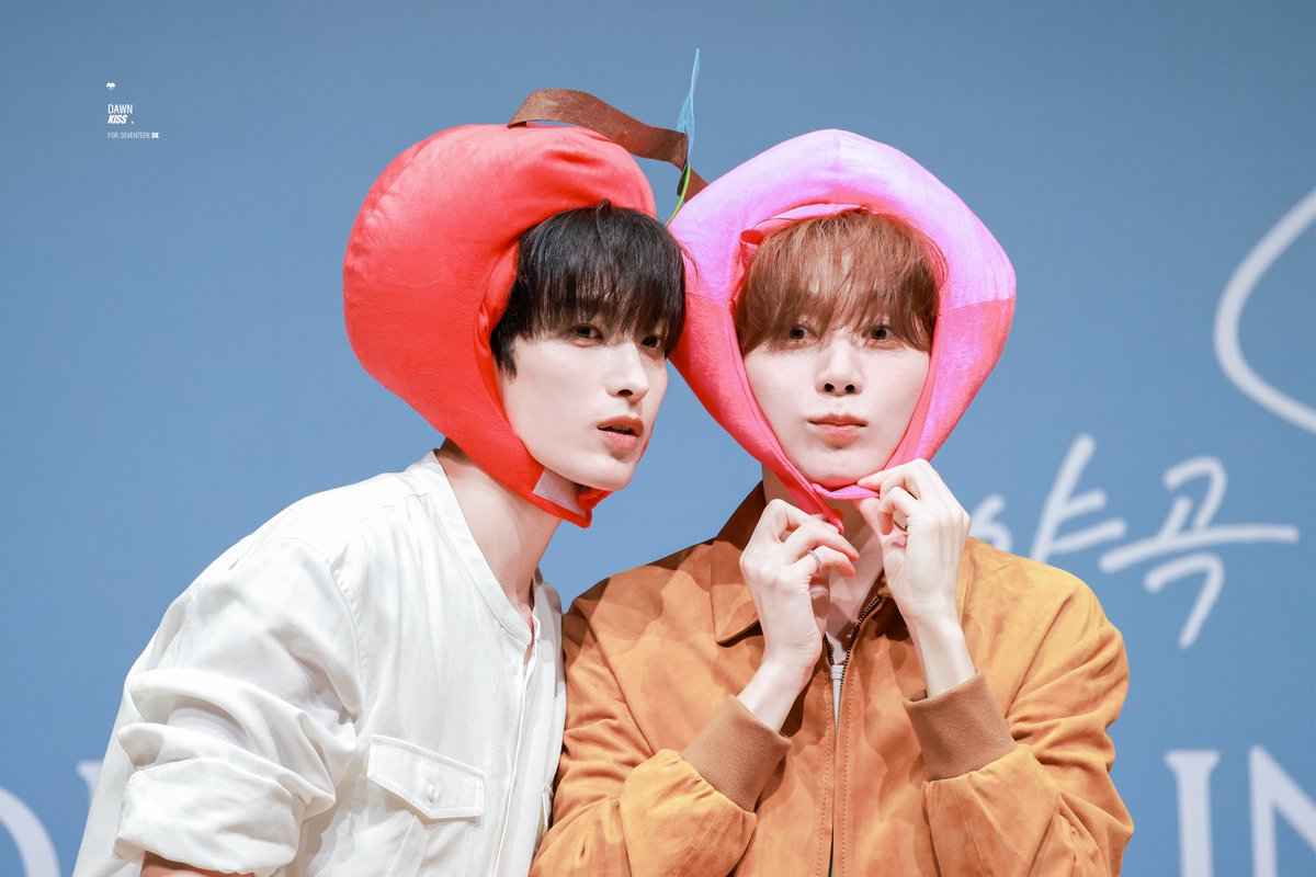 Dawn Kiss😘 tweet media