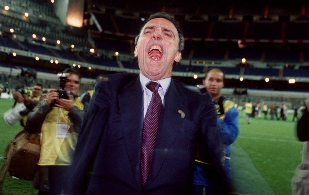 Gaspart in the 1997 Copa del Rey final, after bribing Bernabéu staff to play the Barcelona anthem in the stadium .