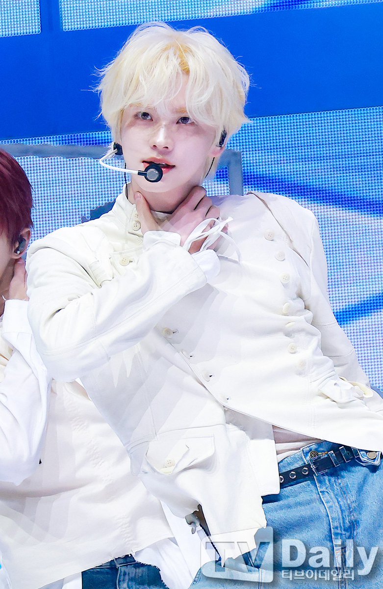 TWS_INTL's tweet photo. [PRESS] 260427

TWS #SHINYU performing ‘All The Possibilities’ and ‘널 따라가 You, You’ at the ‘NO TRAGEDY’ Media Showcase | Press Photo

#신유 #NO_TRADEGY #TWS #투어스 #247WithUs @TWS_PLEDIS https://t.co/fmxJcRfBLB