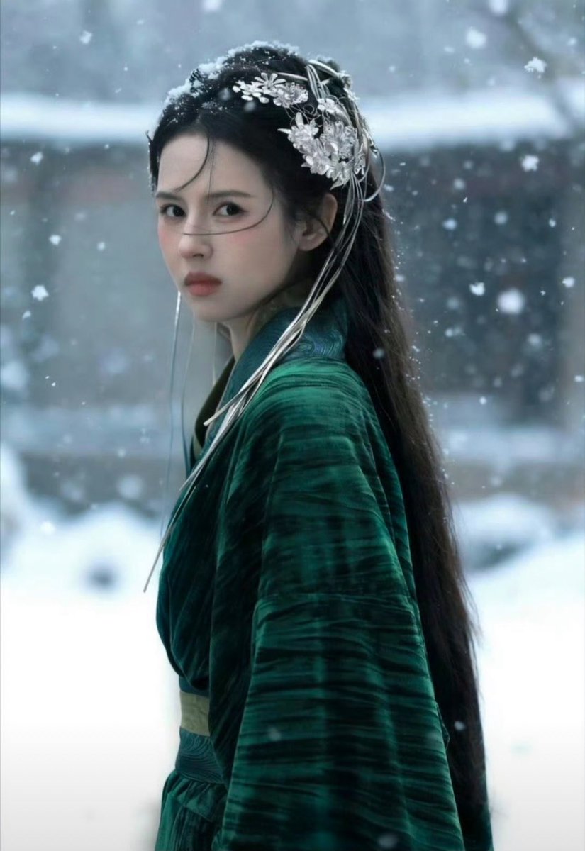 CdramaBloom's tweet image. 🍉Youku costume romance drama #InvertedFate with 16 episodes.

Based on the novel of same name by Ning Long 

Cast: #ZengShunxi #HeNan 

Filming: End of May

Director: Lu Hao Ji Ji (The Double)

Crown prince ML x general daughter FL, intertwined fate, rebirth, enemies-to-lovers.