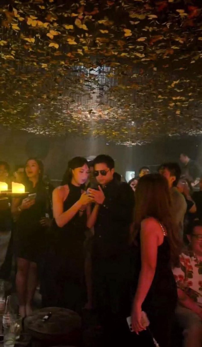 djfordeverFC's tweet image. Birthday glow with my favorite person (Daniel Padilla).😍🥰🔥 Daniel celebrates his birthday with Kaila on his special night 🎂🥂 🧡😍

#DanielPadilla
#kailaestrada