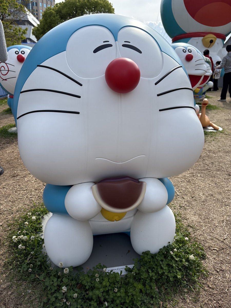 nakaevent21's tweet photo. 最近〇〇展に行くことが多く、こういう場でもいろんなことを感じられるのがいいなと思っています！

ピクサーとドラえもんです🌷
やっぱり人が集まる場所はどんどんアップデートされていきますね！ https://t.co/MxUj7jhOhB
