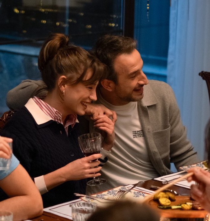 narşist manipülatif erkekten kurtulduktan sonra gercek aski bulup mutlu oldugumuz evren