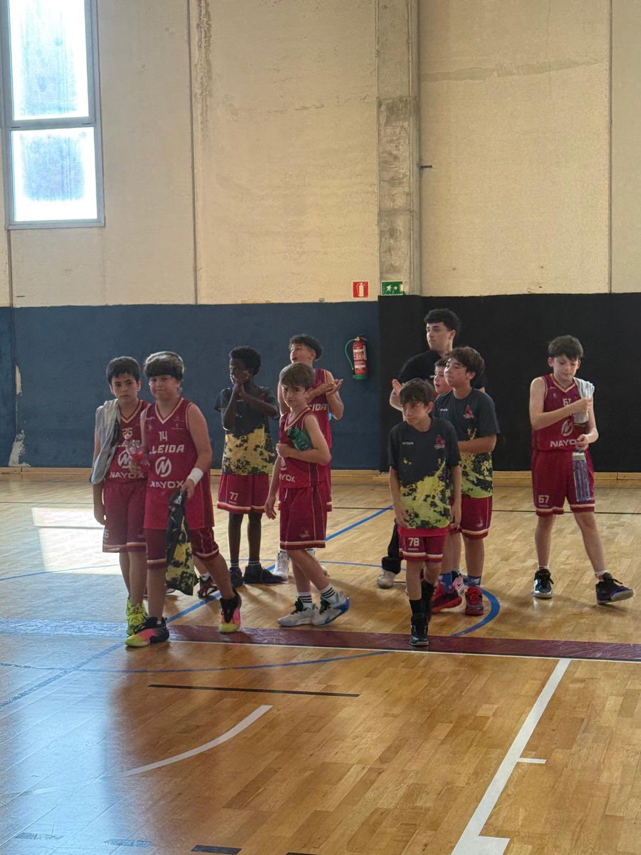 flleidabase's tweet photo. El final de temporada arriba, però als partits ho donen tot com si fos el primer dia 👏🏼

#NayoxLleida #ForçaLleida #EsportsLleida #EsportBase 

⬇️ https://t.co/imCBL6jHaN