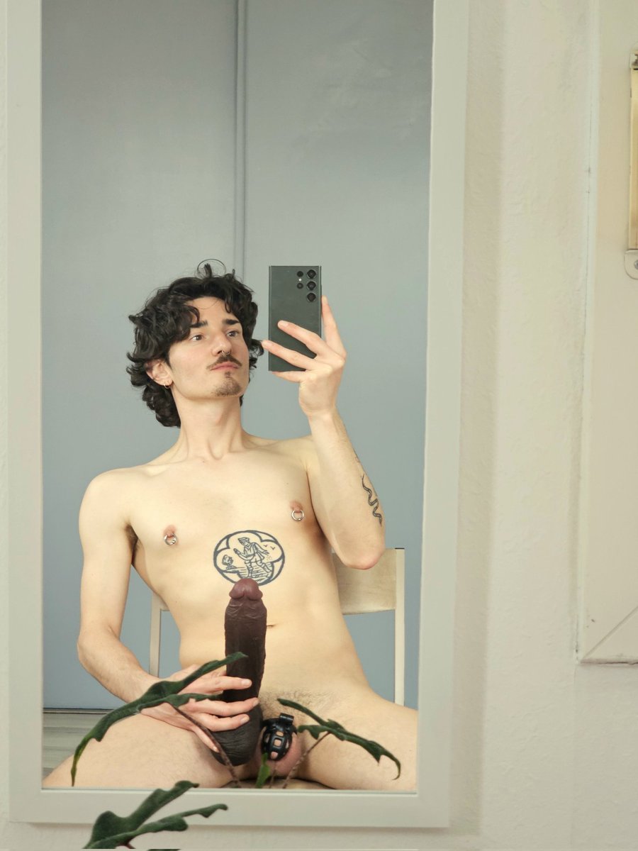 Augustin de Charleville tweet media