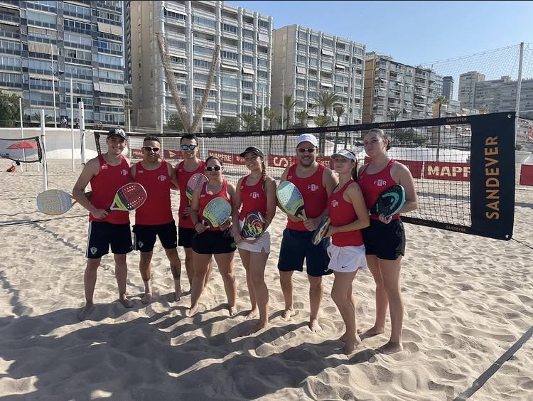 Campeonato de España de tenis playa por comunidades autónomas.
Si algún jugador/a esta interesado en representar a nuestra comunidad escribir al email; dirdeportivo@ftrioja.es
Plazo limite  14 de Mayo. 
IMPORTANTE; Obligatorio licencia FTR y afiliación a ISQUAD

#abrazatealtenis