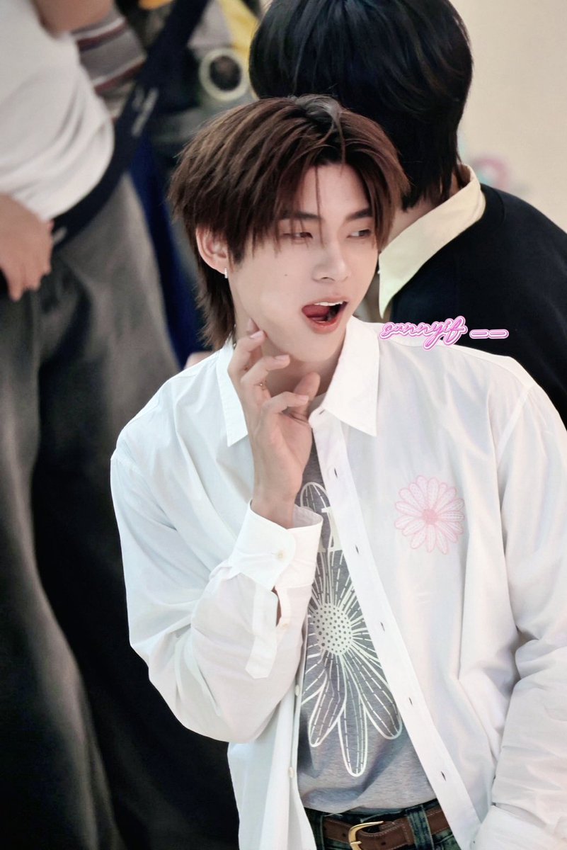 เบียวอะตี๋

#MardiMercrediTHxTeeteePor