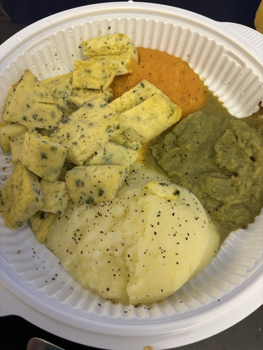 Raves 🖤💛❤️ tweet media