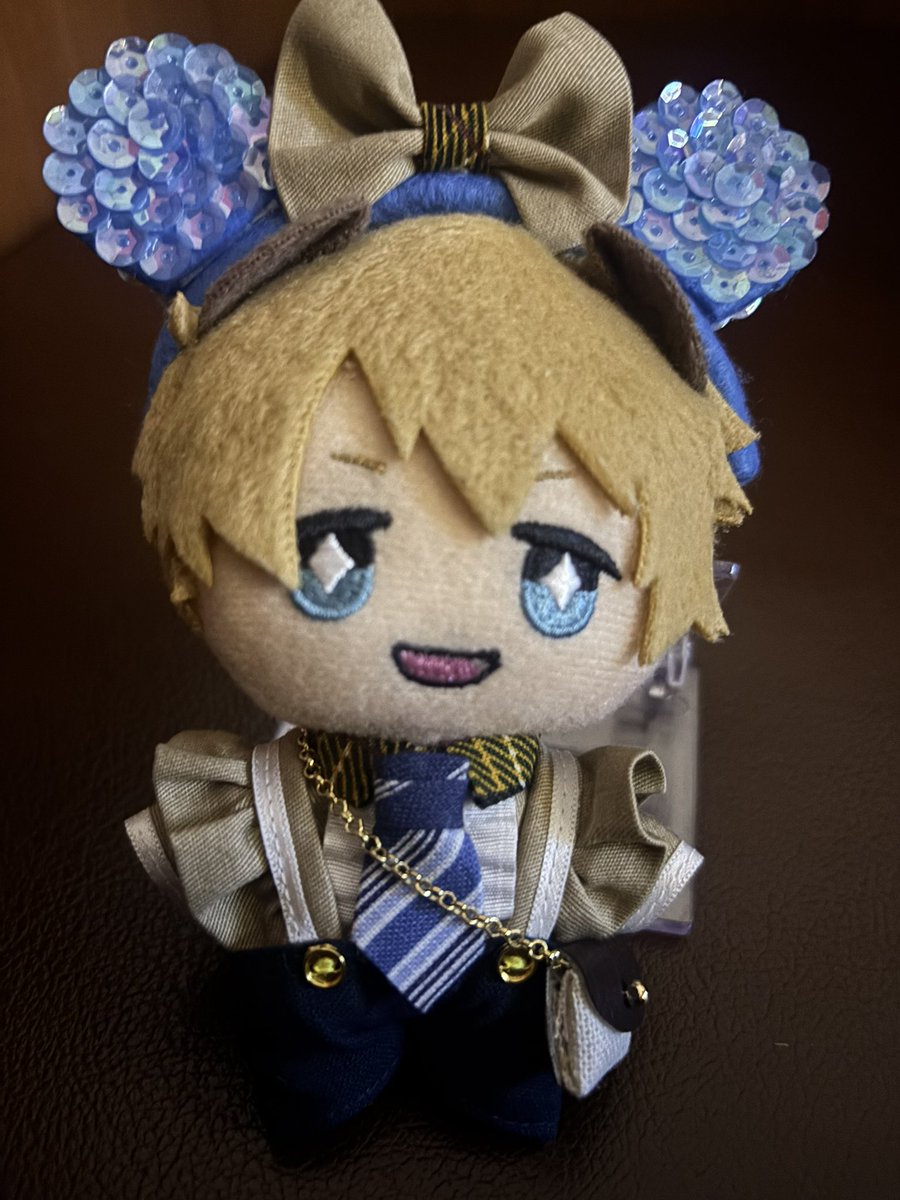 ラギーくんと一緒にビュッフェ(՞  ܸ. .ܸ՞)︎♡

新しくお仕立てしたお洋服で
久々のお台場楽しすぎた✨

今度は、カチューシャつけて
ディズニーに行こ·͜·ᰔᩚ

今回のお洋服&amp;カチューシャは
<a href="/ma_ykyk/">Mana</a> 様に
お仕立てして頂きましたᐢ ̥_  ̫ _ ̥ᐢ♡
唯一無二のお洋服ありがとうございます🍀*゜