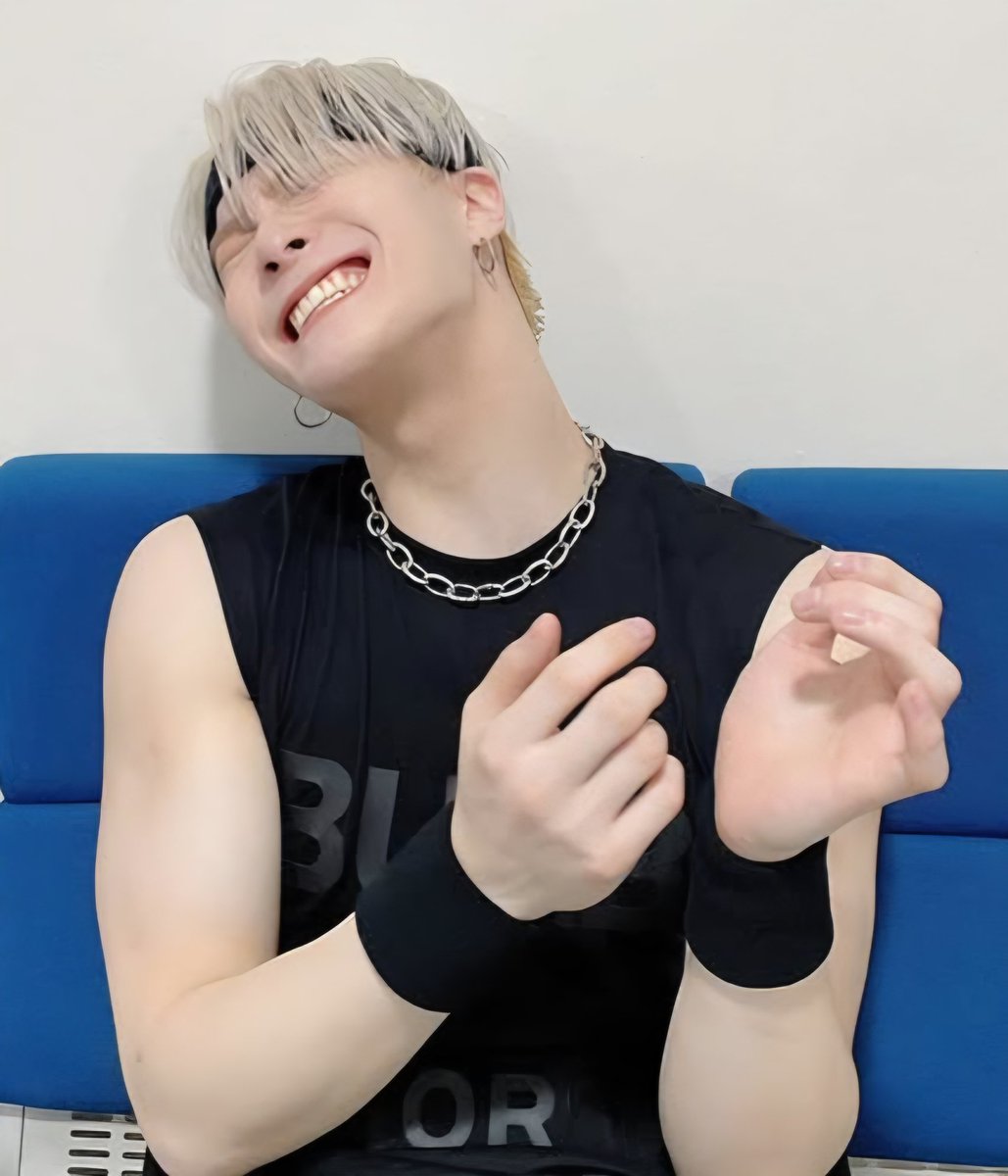 moonbin_at's tweet photo. 늘 따뜻하고 행복한 시간이 이어지길, 함께하길

#문빈 #MOONBIN
#문수아 #MOONSUA
#문남매 #여전히_나의_예쁜달 🌙 https://t.co/wA9gfmWuRA