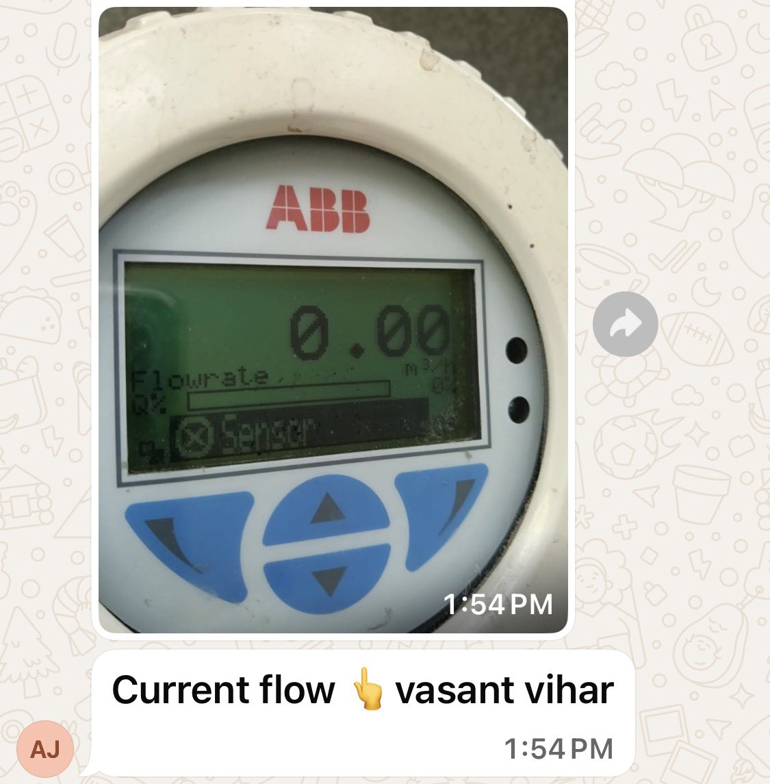 vivek2612's tweet photo. @LtGovDelhi @gupta_rekha @AnilSharma4BJP @p_sahibsingh @BagaiDr Currently no water supply to Vasant Vihar reservoir for the third consecutive day. How will the colony residents survive https://t.co/32dhD6Jrgn