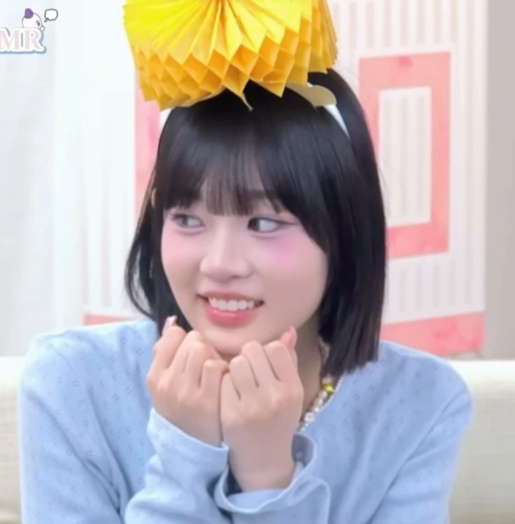 飯田栞月