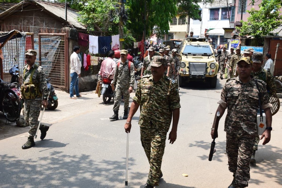 OPERATION TRUST 

Security forces on ground 24x7—day &amp; night domination, naka checking —ensuring peace and order during Phase 2 of West Bengal Assembly Elections.

<a href="/CEOWestBengal/">CEO West Bengal</a> 
<a href="/ECISVEEP/">Election Commission of India</a> 
<a href="/Newsofpmc/">NEWS OF PARAMILITARY (CAPF)</a>