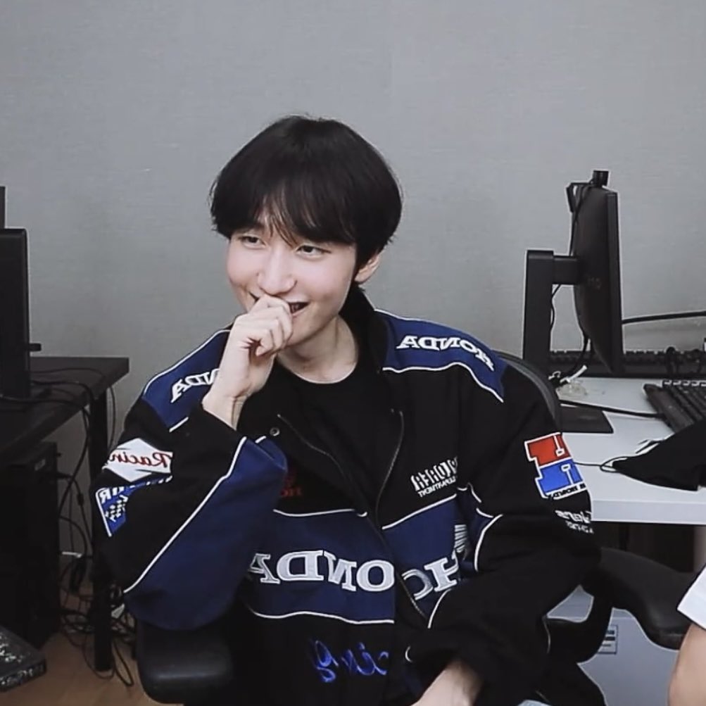 문연¹¹ tweet media