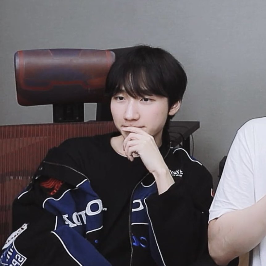 문연¹¹ tweet media