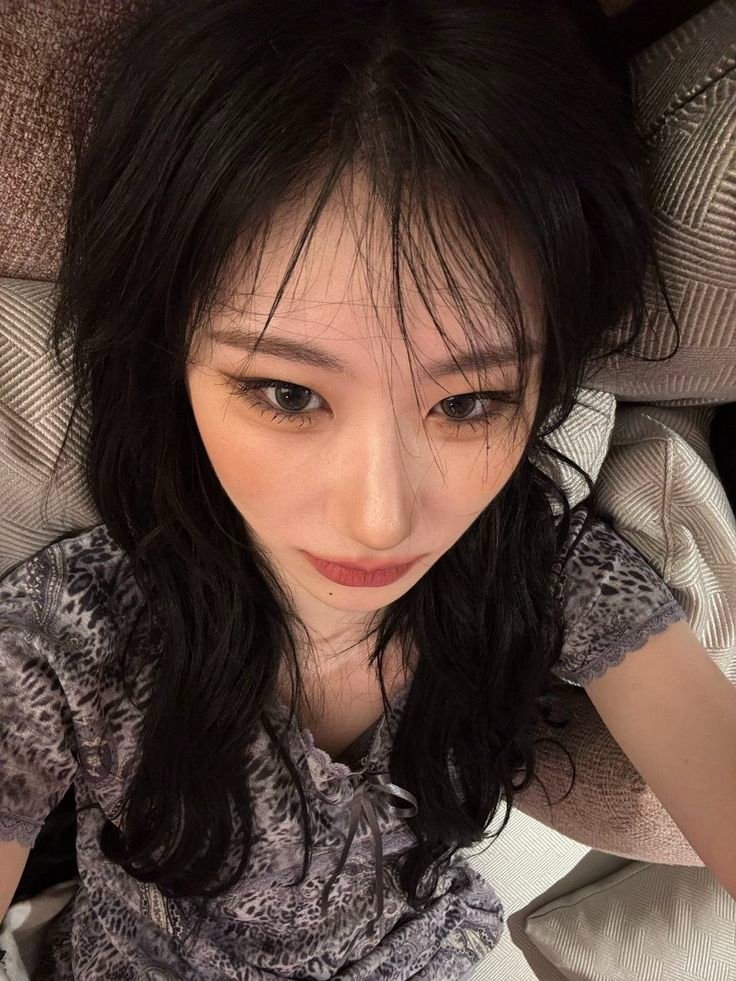 chaeryeong pics tweet media