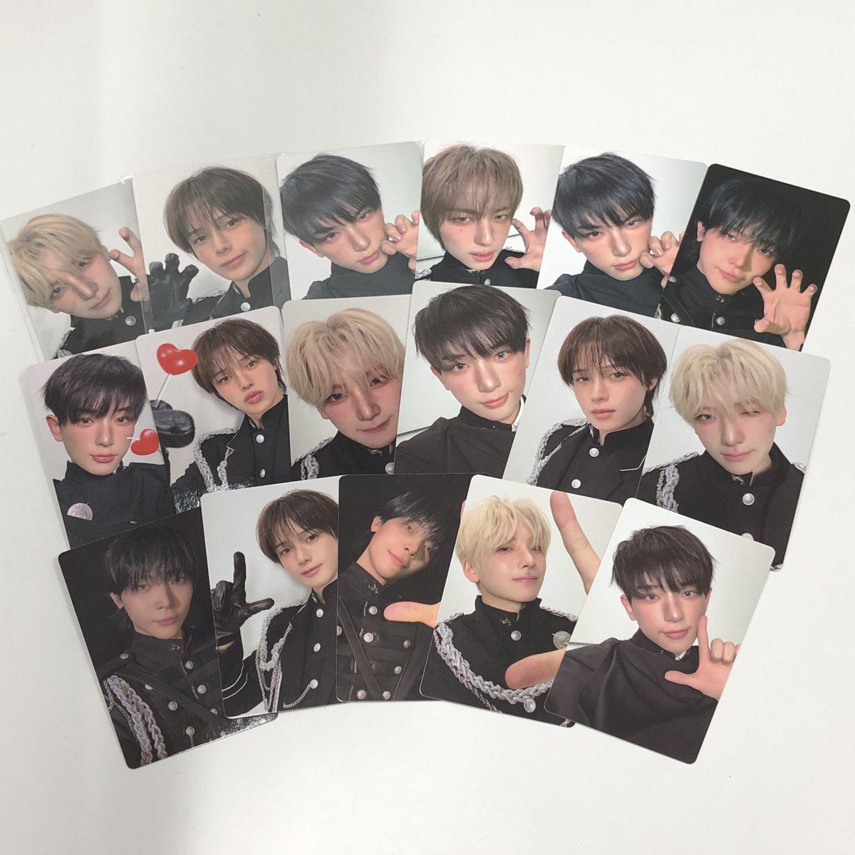 &TEAM ショーケース 特典 トレカ weverse ユニバ コンプ 🐺 #andTEAM &TEAM 🐺 We on Fire ユニバ特典、weverse ラキドロ特典