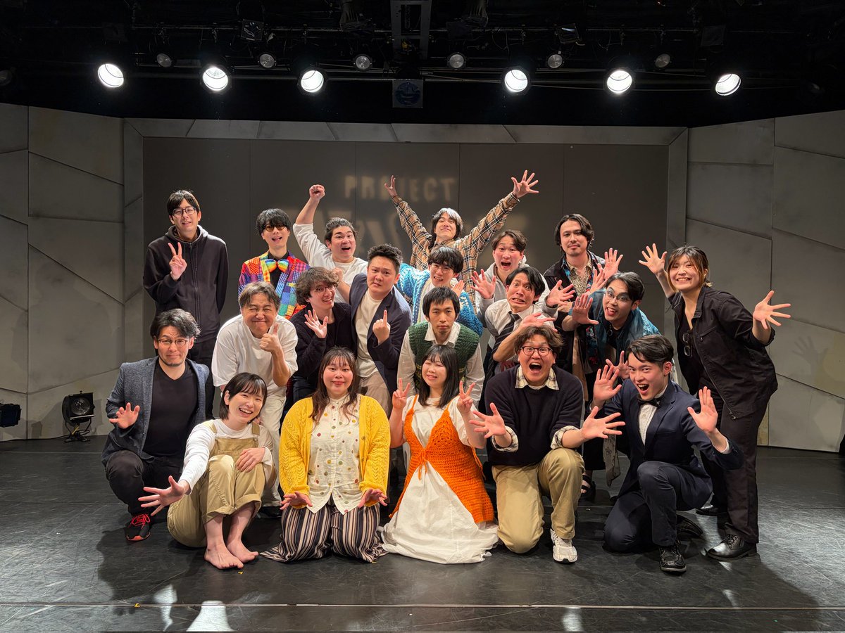 henryyy636's tweet photo. #ワルツ06
 #ワルツ虫
無事終演しちゃいました🐛🐞🐜🐝
AIマザコでした。
山田さんと小野寺ちゃんが丁寧な所作と反応で着実に作った世界をぶち壊してやりました。楽しかったです。

参加団体の方々からも良い刺激を貰えてとても有難かったです。

ご来場、誠にありがとうございましたー！！ https://t.co/pi286Ans2m