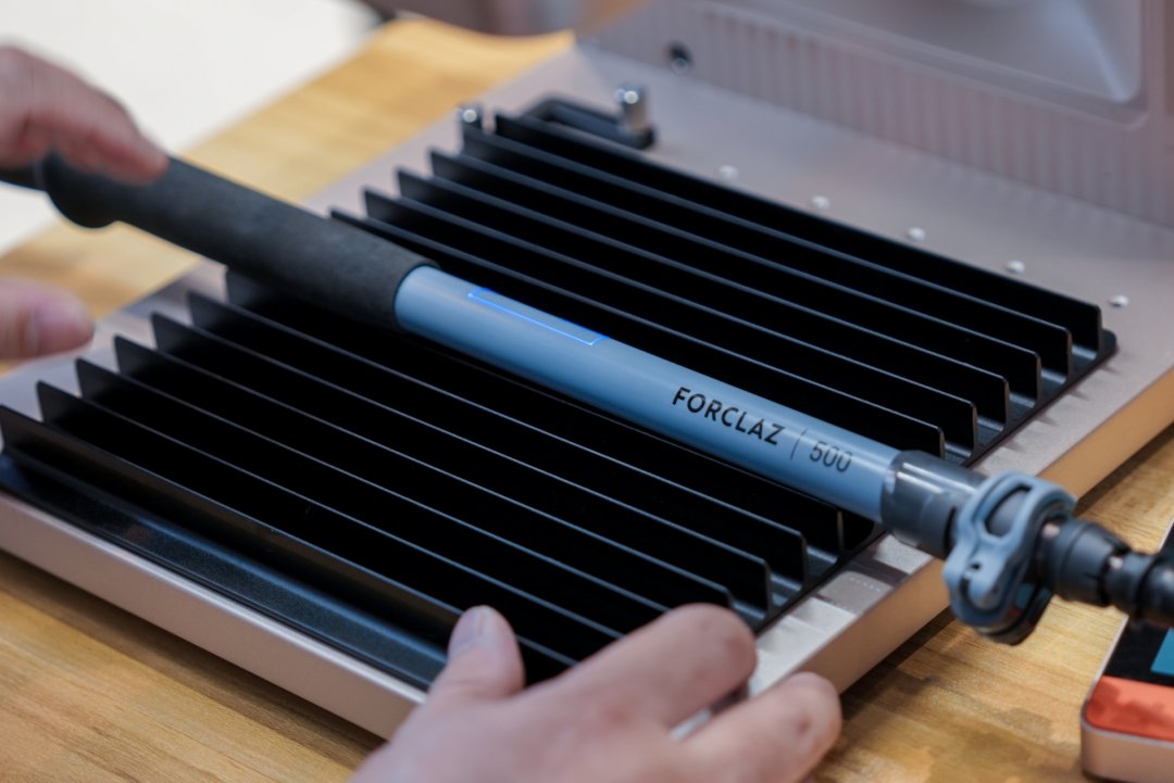 szdaily1's tweet image. @Decathlon continues its #China expansion with the grand opening of its 15th #Shenzhen store at MixC Sungang, Luohu District.

This 1,500m² "immersive" #retail space features a seamless sportswear showroom and dedicated outdoor trial zones. From classic racket sports to trending