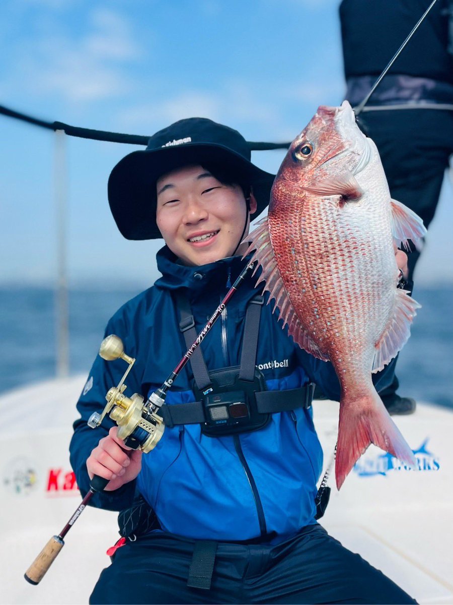 fishing_kana's tweet image. タイラバ便🌸
今回も無事本命の真鯛ゲット👍
⁡
その他にもマゴチ、ホウボウが釣れました
⁡
途中鳥山が発生、青物だと思ってブローウィン140sをジャークしていると飛んできたのはまさかのダツ🤣
⁡
今回も楽しい便でした！

#Fishman #Beamsinte64UL #BlueBlue