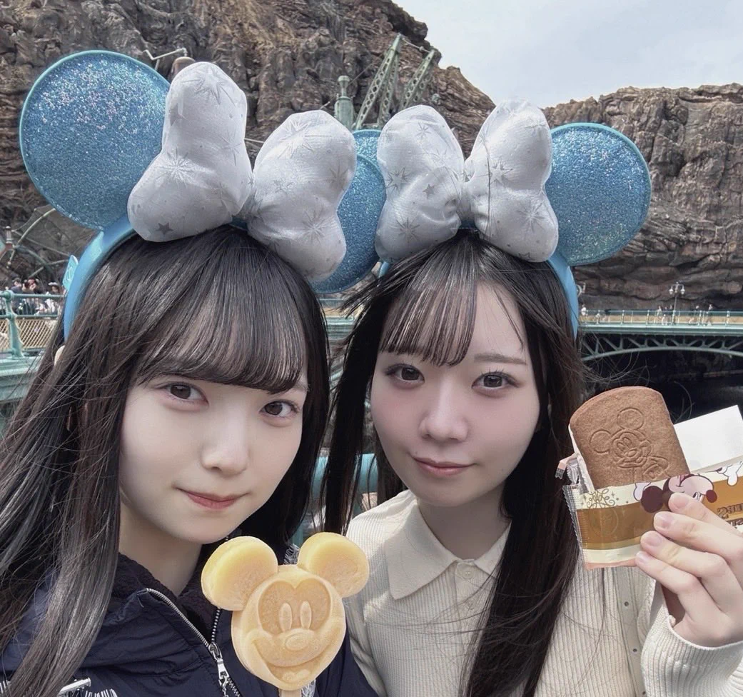 Happy Magical Tour サンタ 佐藤優羽 直筆 チュウ #日向坂 日向坂46 on X: 
