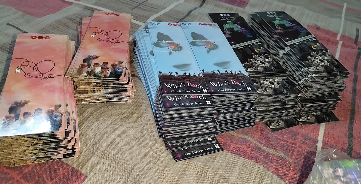 ByBoraCharms's tweet photo. I think now I should share this happiness with all of u last month my shop received its first biggest order 😭 for a moment i couldn't believe it when an army ordered 510 tickets and 510 bookmarks for the concert freebies making the total item to 1020 pcs 😭 it was unreal 😭 https://t.co/upkE3kccsj