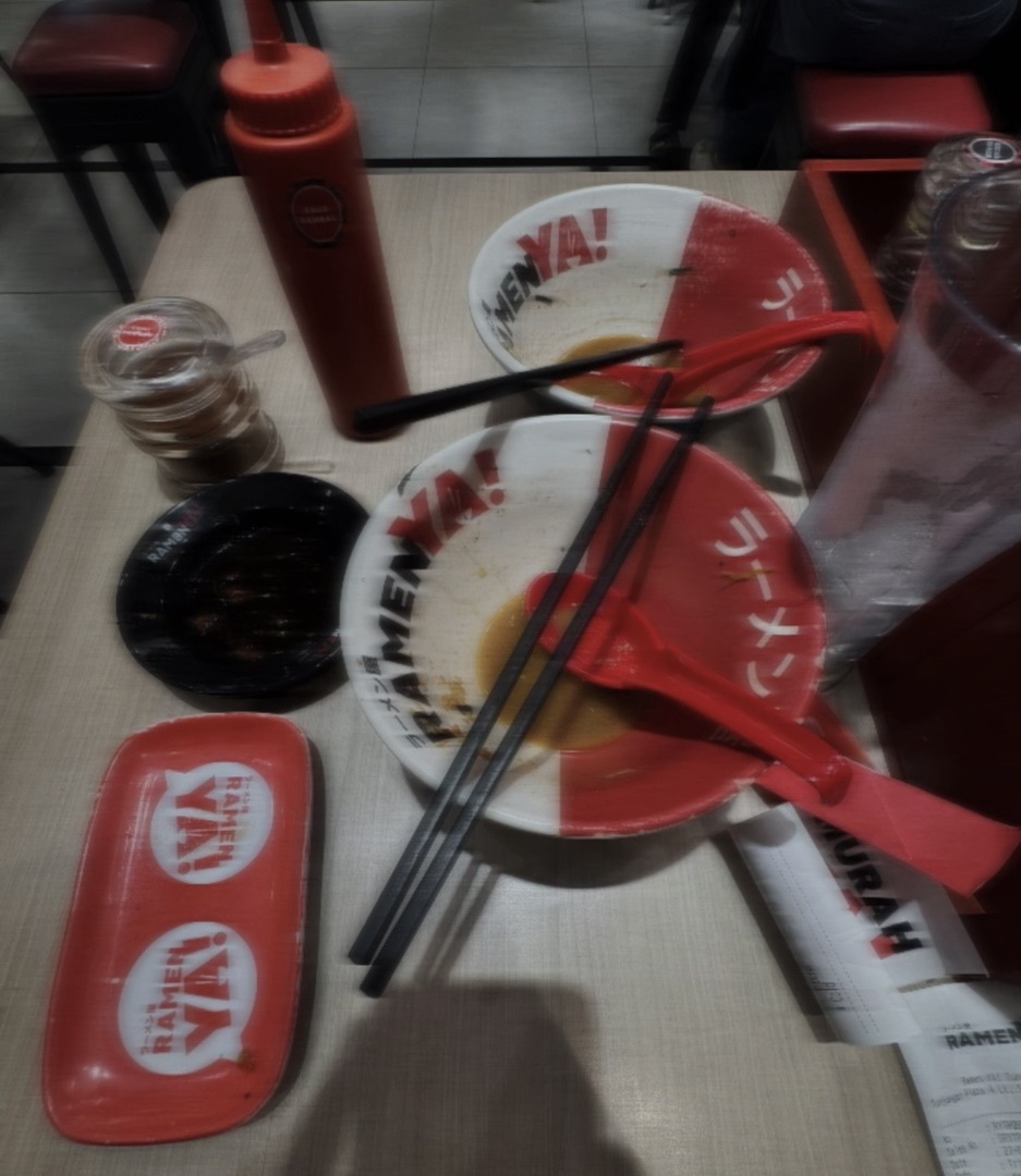 🦈 SUROBOYOFESS 🐊 tweet media