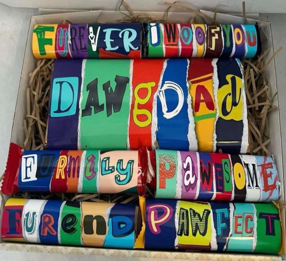 pimpmycandycom's tweet image. A perfect gift for Father’s Day,  Birthdays, Christmas and Easter!! This gift box is perfect for any dog father - say it with chocolate.   It comes in 12 brandedflavours #dogfather #dadgift #giftformen #mensgiftbox    ➡️➡️➡️ vm.tiktok.com/ZN9Nm8LpUuLp7-…