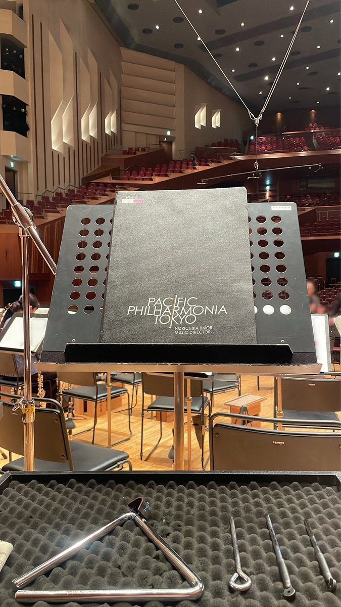 asakaperc's tweet photo. 先日、パシフィックフィルハーモニア東京さまの公演に出演させていただきました！🎻
シマノフスキのVn.コンツェルトはとっても立体的...！！
初めて取り組む美しい作品に触れて、素敵な共演者の皆様にも恵まれて幸せでした...
この度はありがとうございました！ https://t.co/sJEcCfO1yo