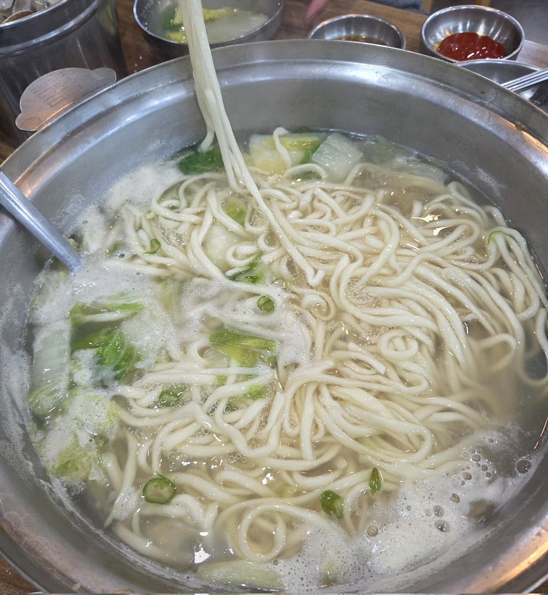 이보리 tweet media