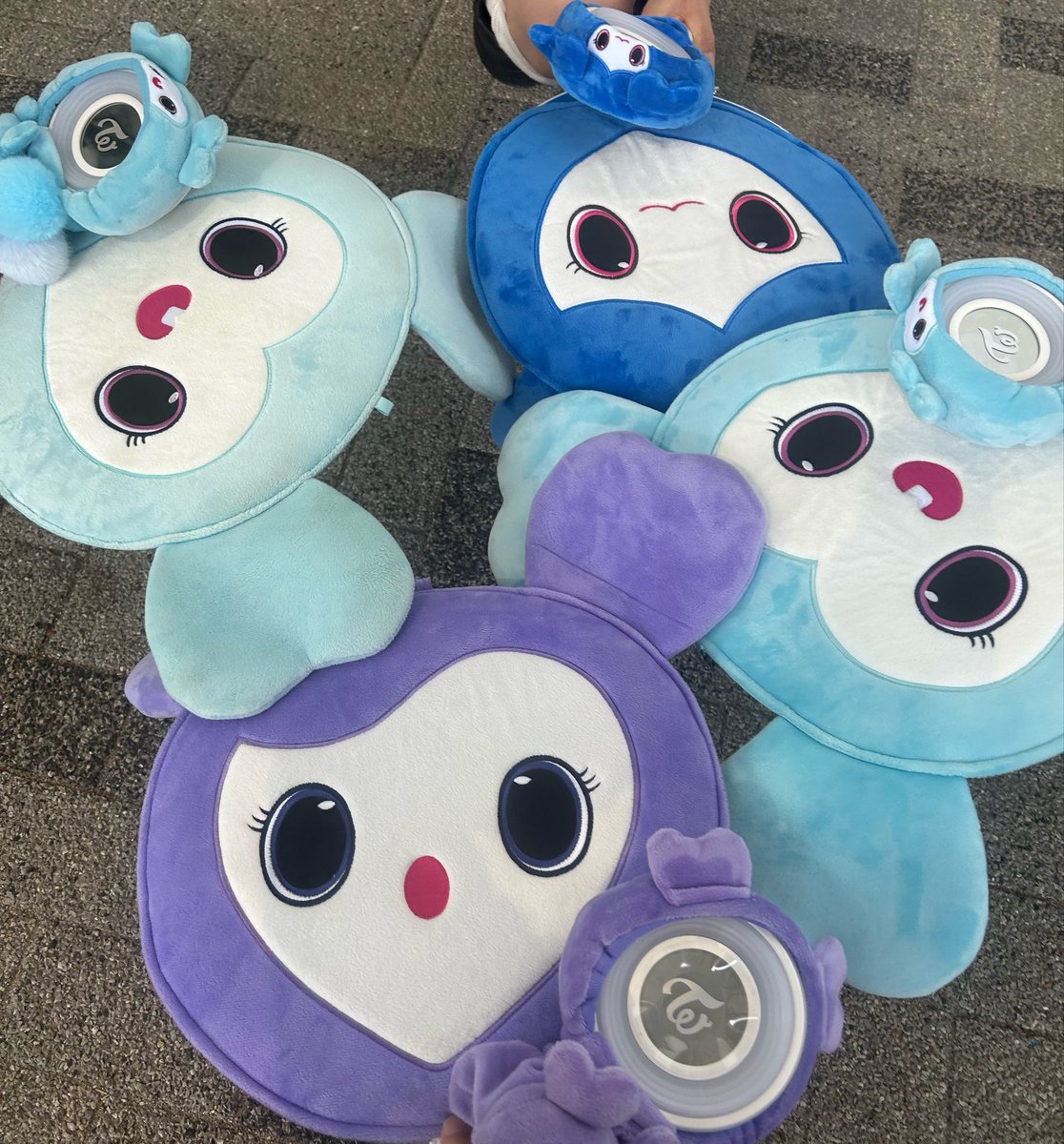 satzu2731's tweet image. メンカラ文化ってまじ素晴らしいと思います🥹💜風化させないでー；꒳；とTWICEのライブで毎回思う♡

#TWICE国立DAY2 #TWICE #THISISFOR
#TWICE_THISISFOR_WORLD_TOUR