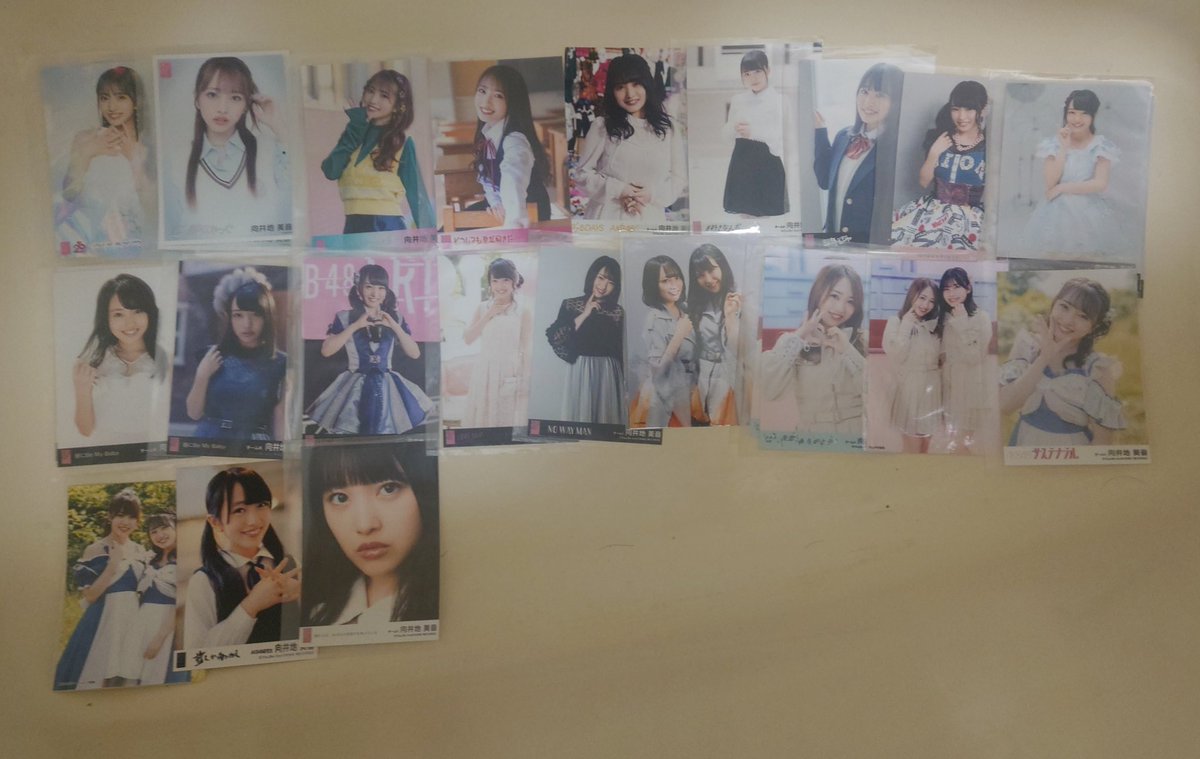 harunatore's tweet photo. 【交換 トレード募集】AKB48 生写真 ポストカード コースター トレカ

[提供 譲] 向井地美音
握手会場限定 復刻版 サイン 等
新しめのものやグッズ��別メンバーは別ポストかお問い合わせ下さい

[希望 求] 小嶋陽菜 中西里菜 他 別ポストの希望や未所持のもの 現役メンバー等

卒業まで現地持参します https://t.co/KfV9z5d1h7