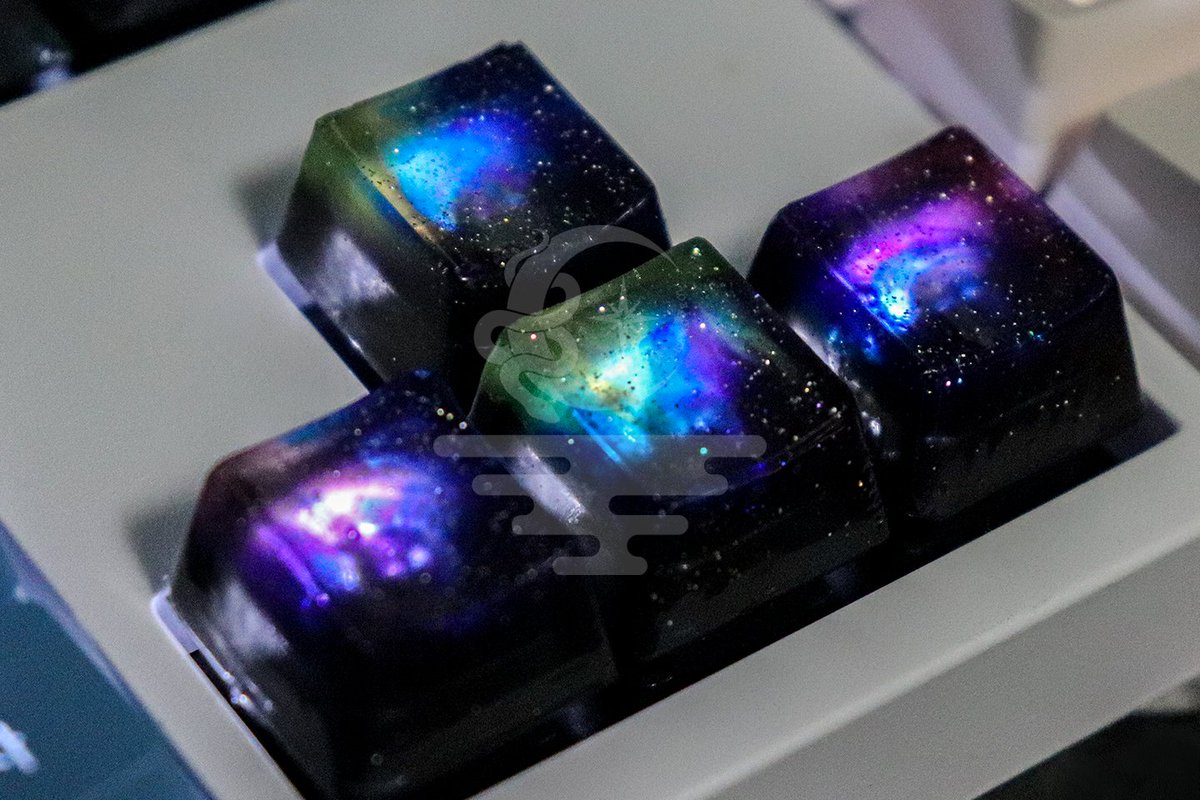 Gyeol_craft's tweet photo. 🌌🌟💫

#밤결 #레진 #키캡 https://t.co/0CSCfCuEqS