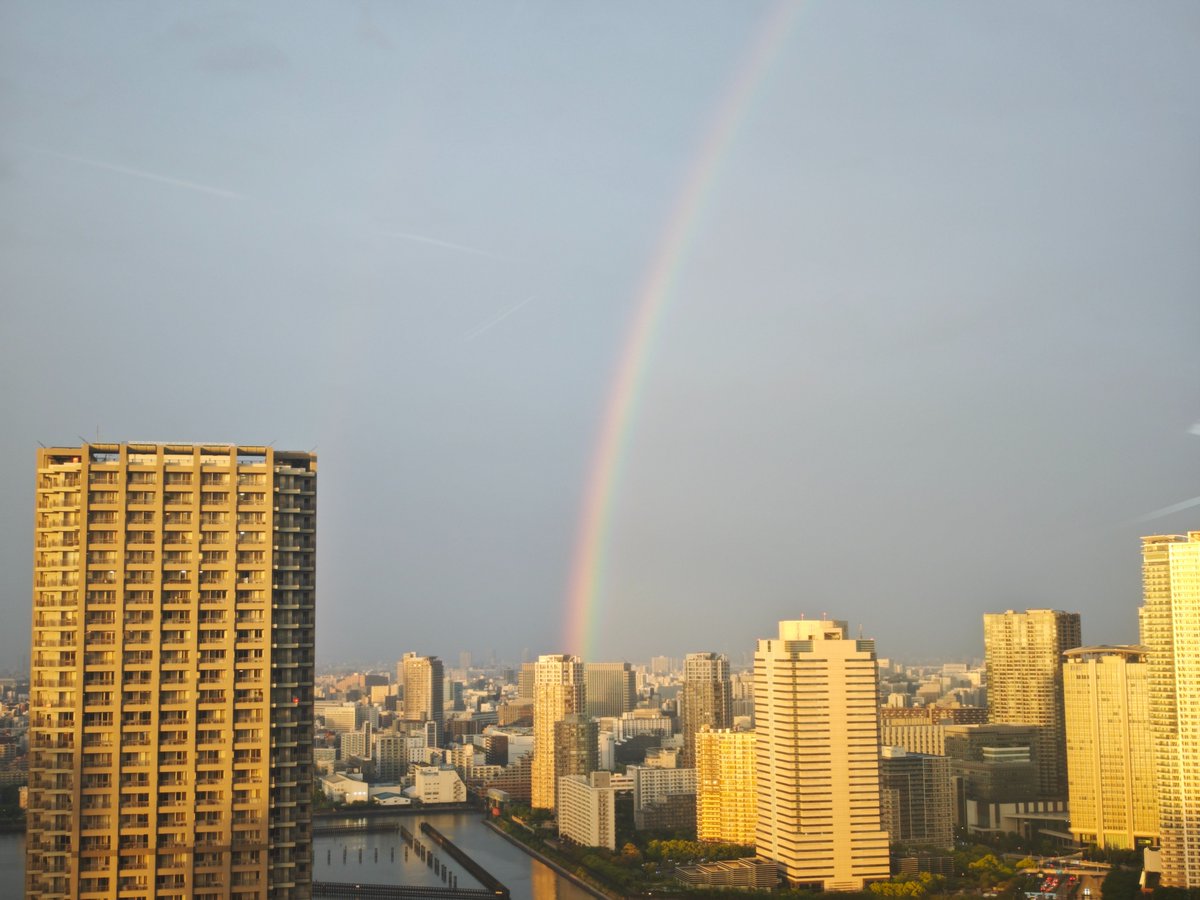 KarlH38538's tweet photo. 虹！#虹 https://t.co/daWlEOyQ06