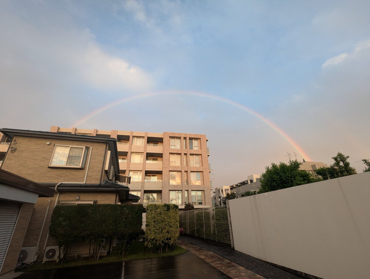 虹初めて見た！
感動！
