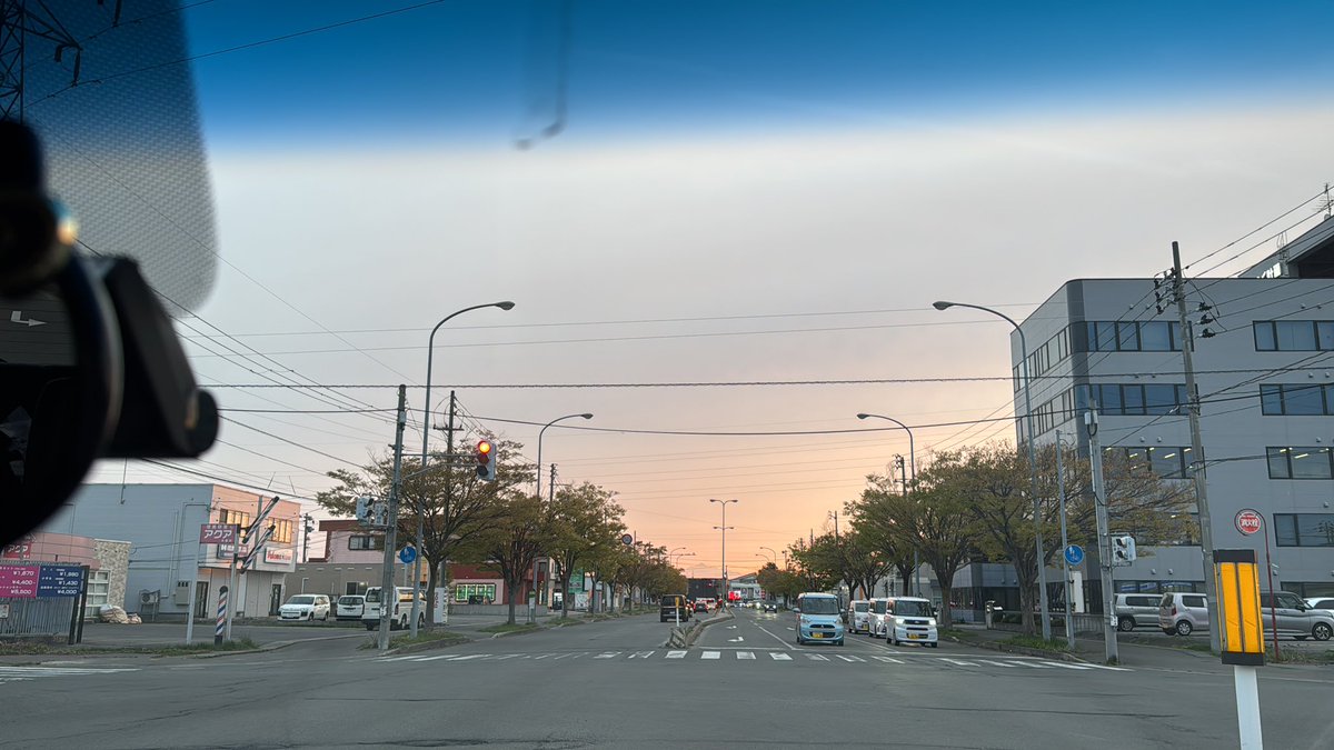 @スイッチ tweet media