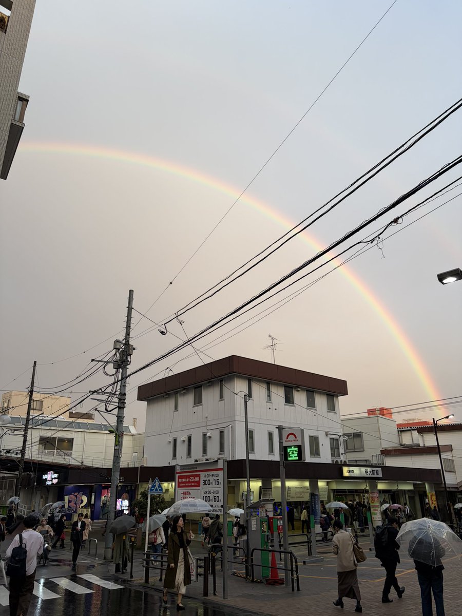 wttw602's tweet photo. 虹！ https://t.co/uBDHmSLCLv