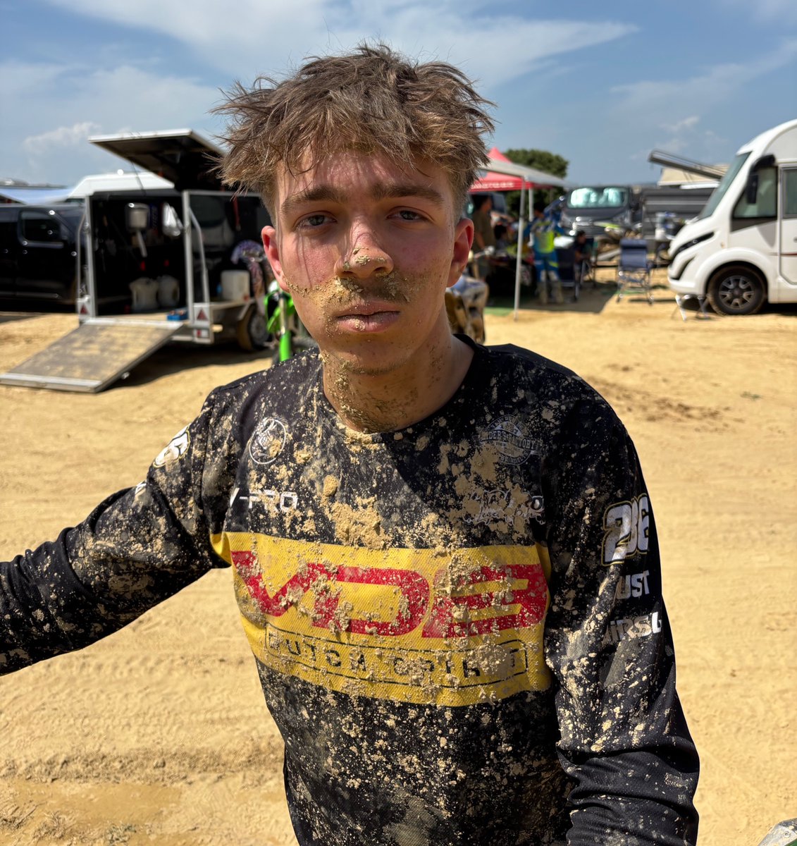 ajpremiadedalt's tweet image. 🏆 Tyler van den Verg, jove pilot de #PremiàdeDalt (15 anys), torna a pujar al podi de #motocross amb una 3a posició a Tierz (Osca)!

👉 Ara és 2n del campionat amb 78 punts

📍 Pròxima cursa: Calanda (2 - 3 maig)

ℹ️ premiadedalt.cat/news/tyler-van…

@pddmediaoficial #Esport #TalentJove