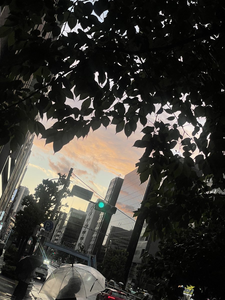 sige72's tweet photo. 新ブレむかってるサンセット綺麗 https://t.co/eEkcNVs74n